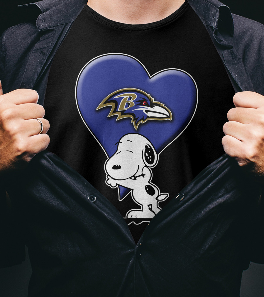 Snoopy Hugging Baltimore Ravens Heart T-Shirt