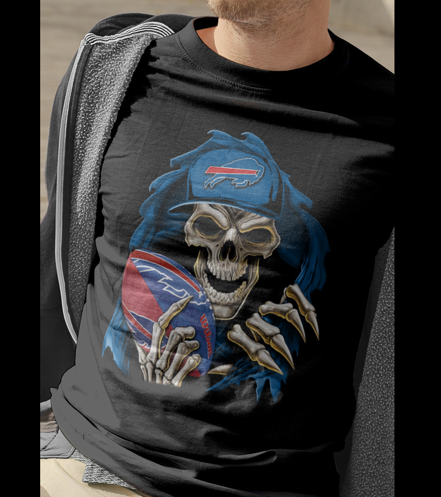 Buffalo Bills Skull Holding Football T-Shirt