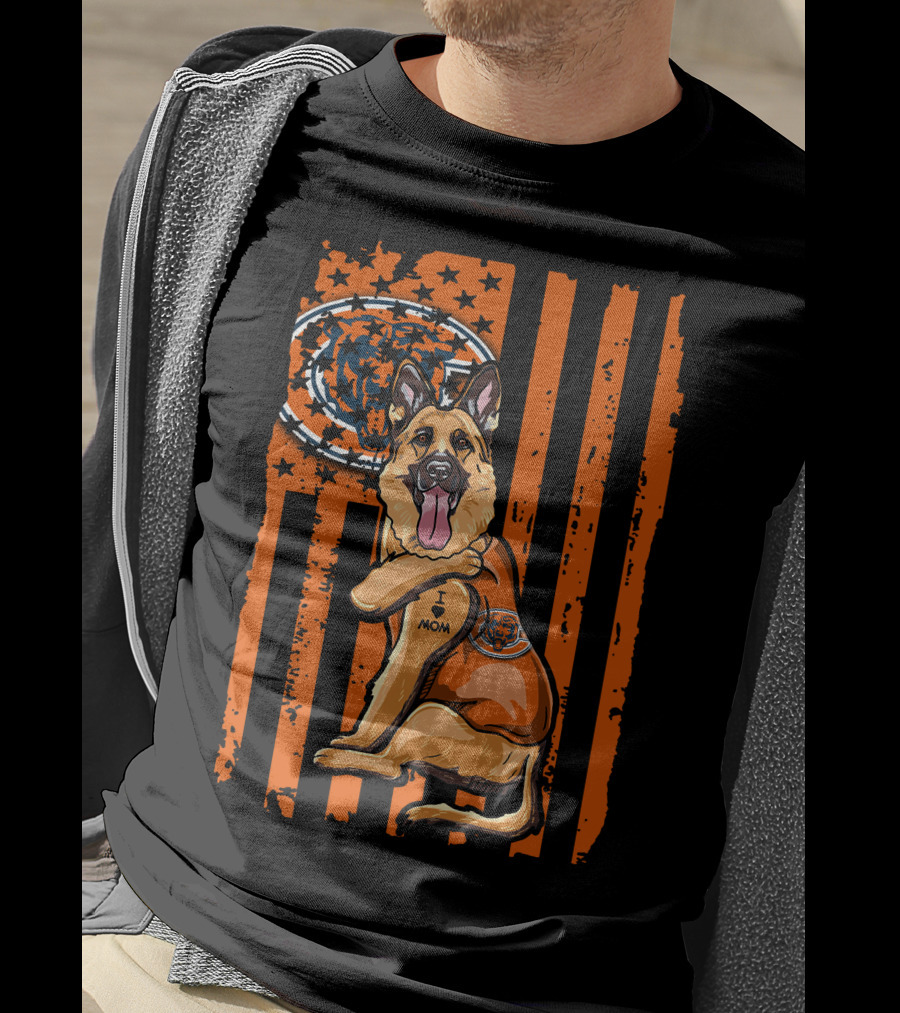 German Shepherd I Mom Chicago Bears Fan American Flag T-Shirt