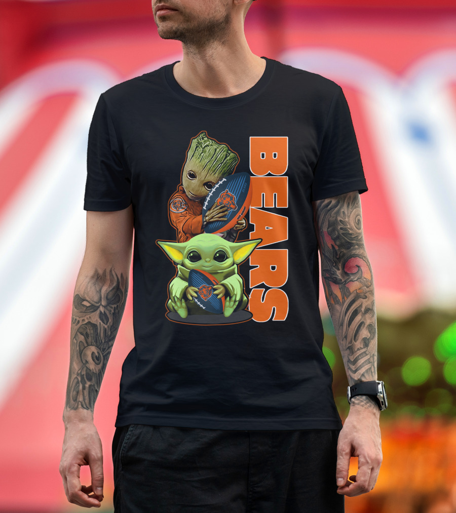 Groot and Baby Yoda Holding Chicago Bears Football T-Shirt