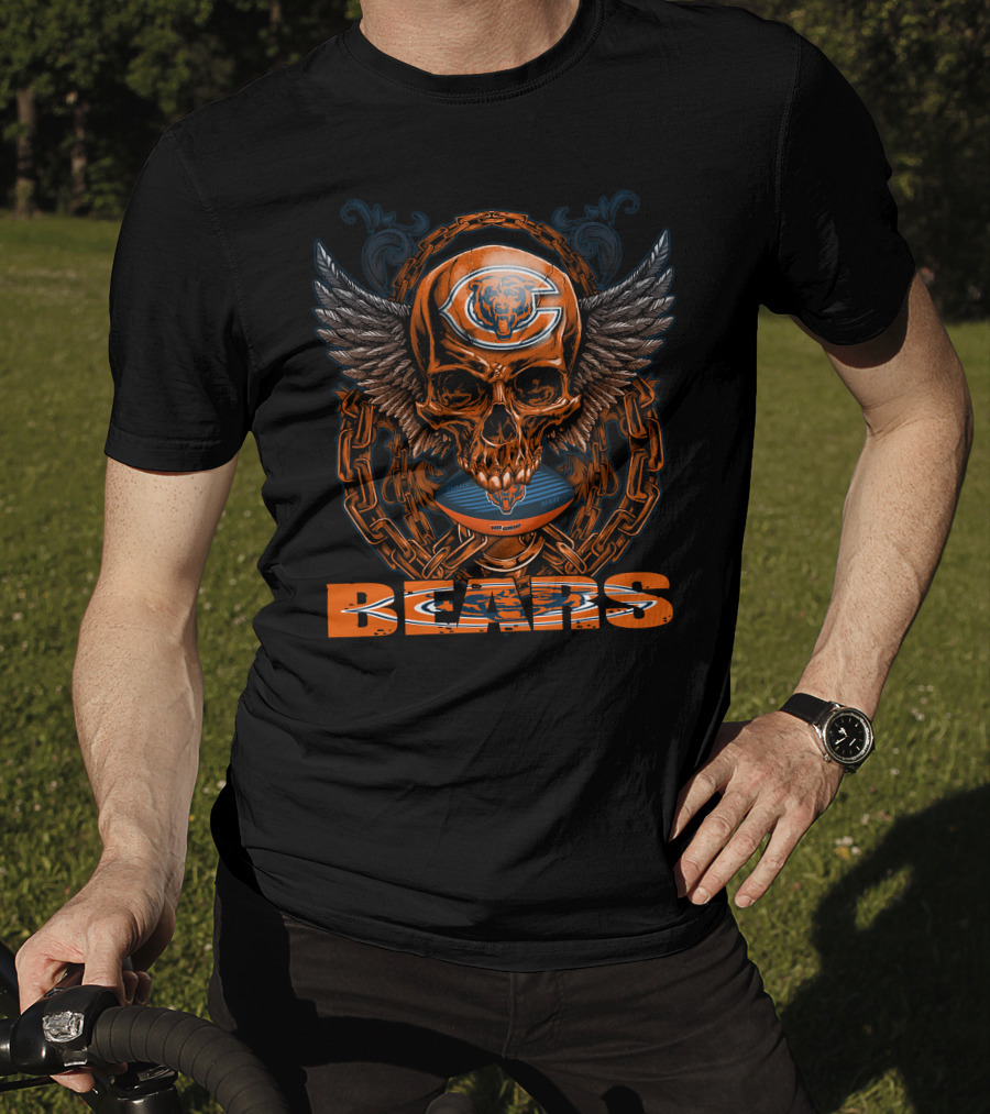 Skullfb Winged Skull With Chicago Bears Football Helmet And Chains BEARS T-Shirt
