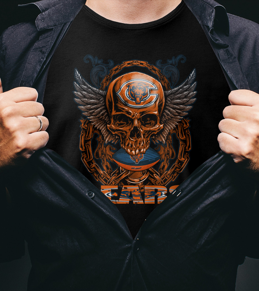 Skullfb Winged Skull With Chicago Bears Football Helmet And Chains BEARS T-Shirt
