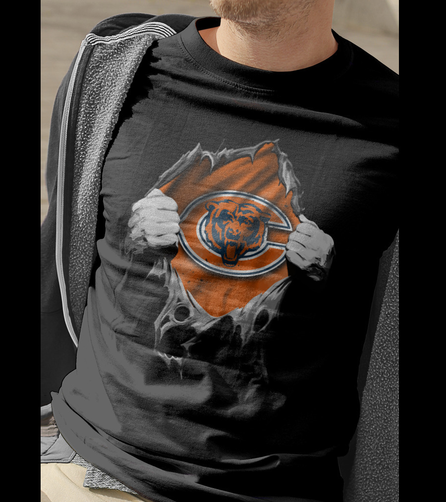 Chicago Bears Rip Through Logo Torn T-Shirt