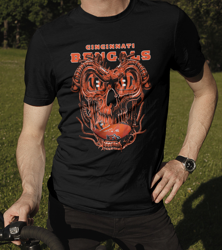 CINCINNATI BENGALS Dragon Skull Football T-Shirt