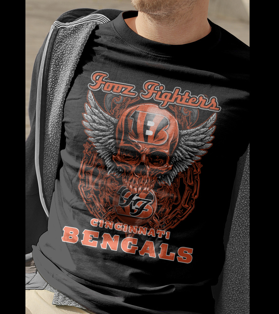 Fooz Fighters Ff CINCINNATI BENGALS Skull Wings Helmet T-Shirt