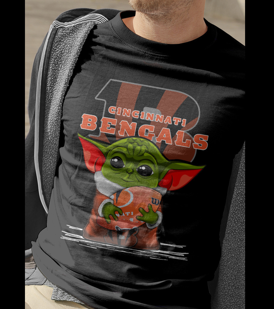 Cincinnati Bengals Yoda With Football T-Shirt