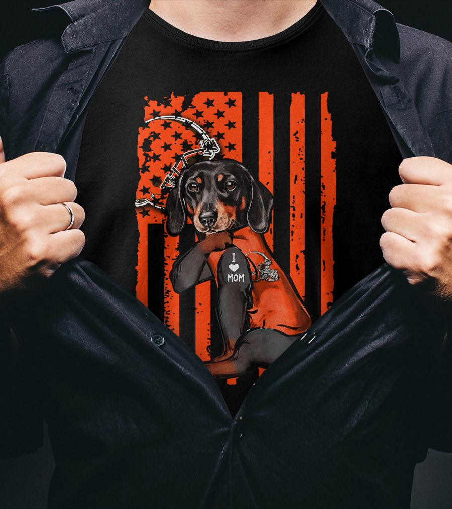 Dachshund I Love Mom Cleveland Browns Pawprint And Helmet Icon Orange USA Flag T-Shirt
