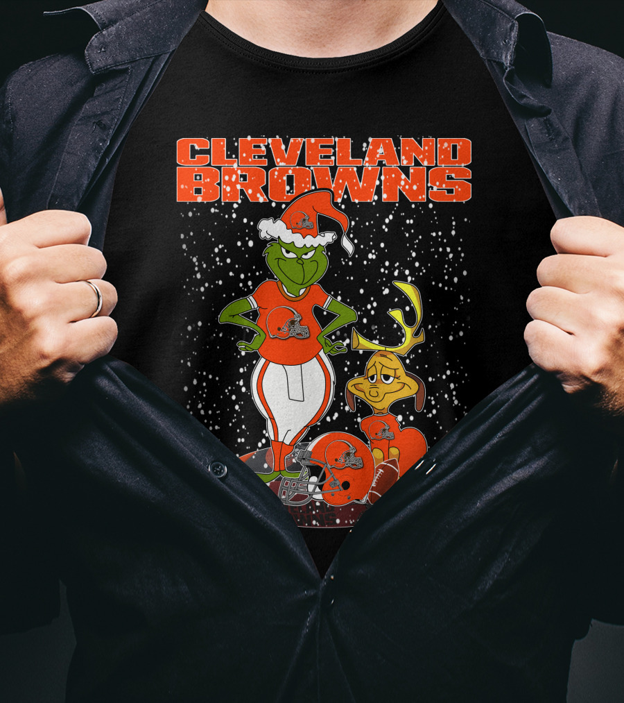 CLEVELAND BROWNS Grinchxmas Snow Football T-Shirt