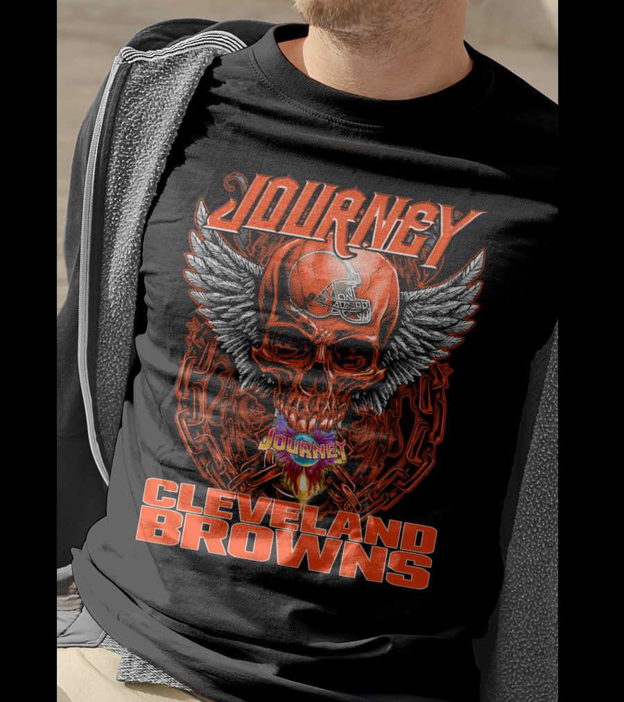 JOURNEY CLEVELAND BROWNS Winged Skull Helmet Flame Chains T-Shirt