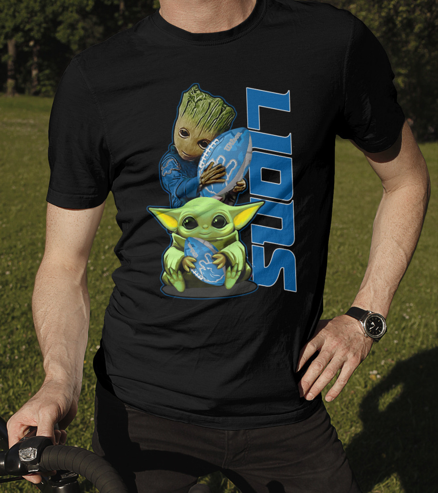 Grzd DETROIT LIONS Baby Groot And Baby Yoda With Football T-Shirt
