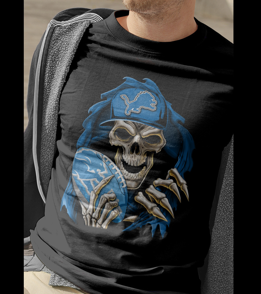 Skullbong Detroit Lions Skeleton With Football And Cap T-Shirt