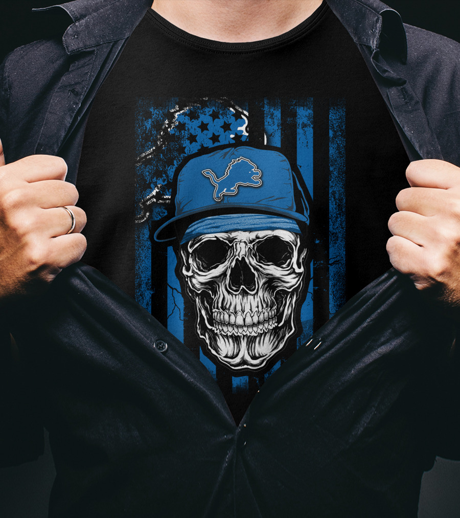 Skull Detroit Lions Blue Cap USA Flag Background T-Shirt