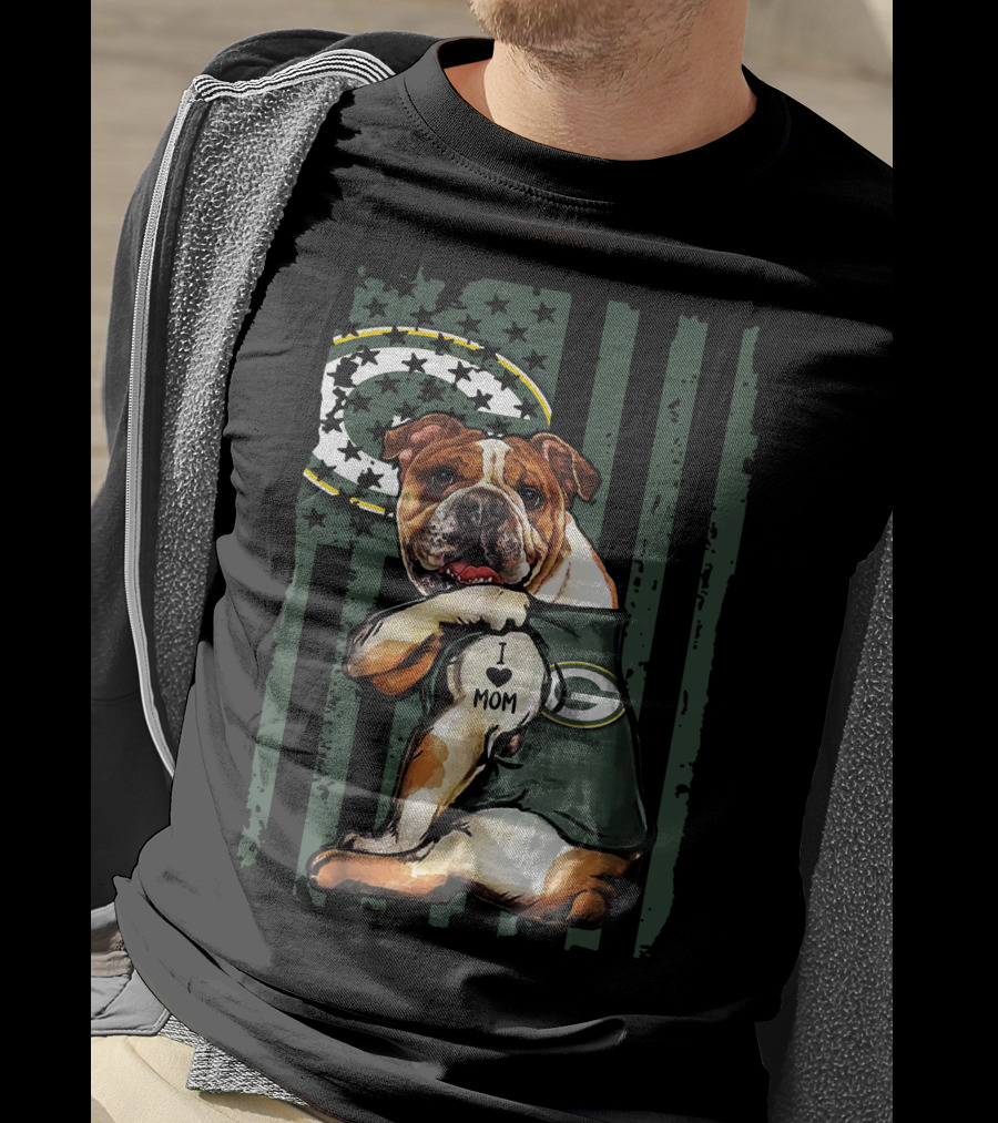 Bulldog I Love Mom Green Bay Packers Flag Stars T-Shirt