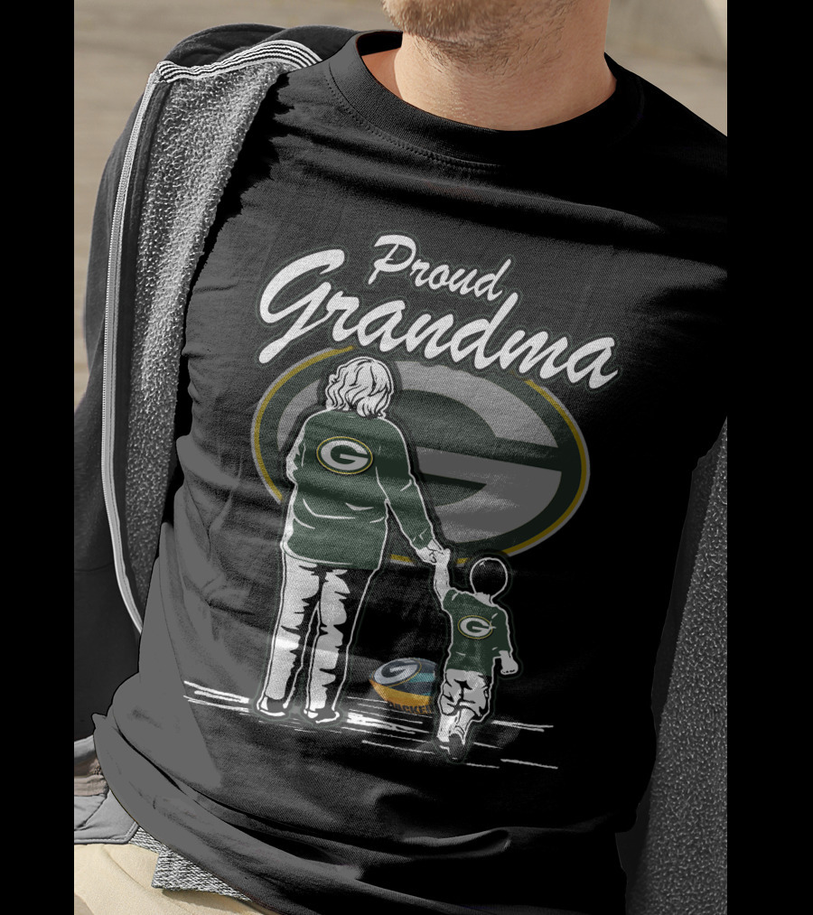 Proud Grandma Green Bay Packers Football Family Love T-Shirt