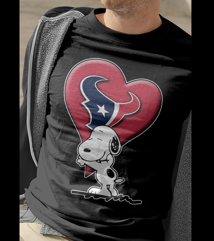 Snoopy Hugging Houston Texans Heart T-Shirt