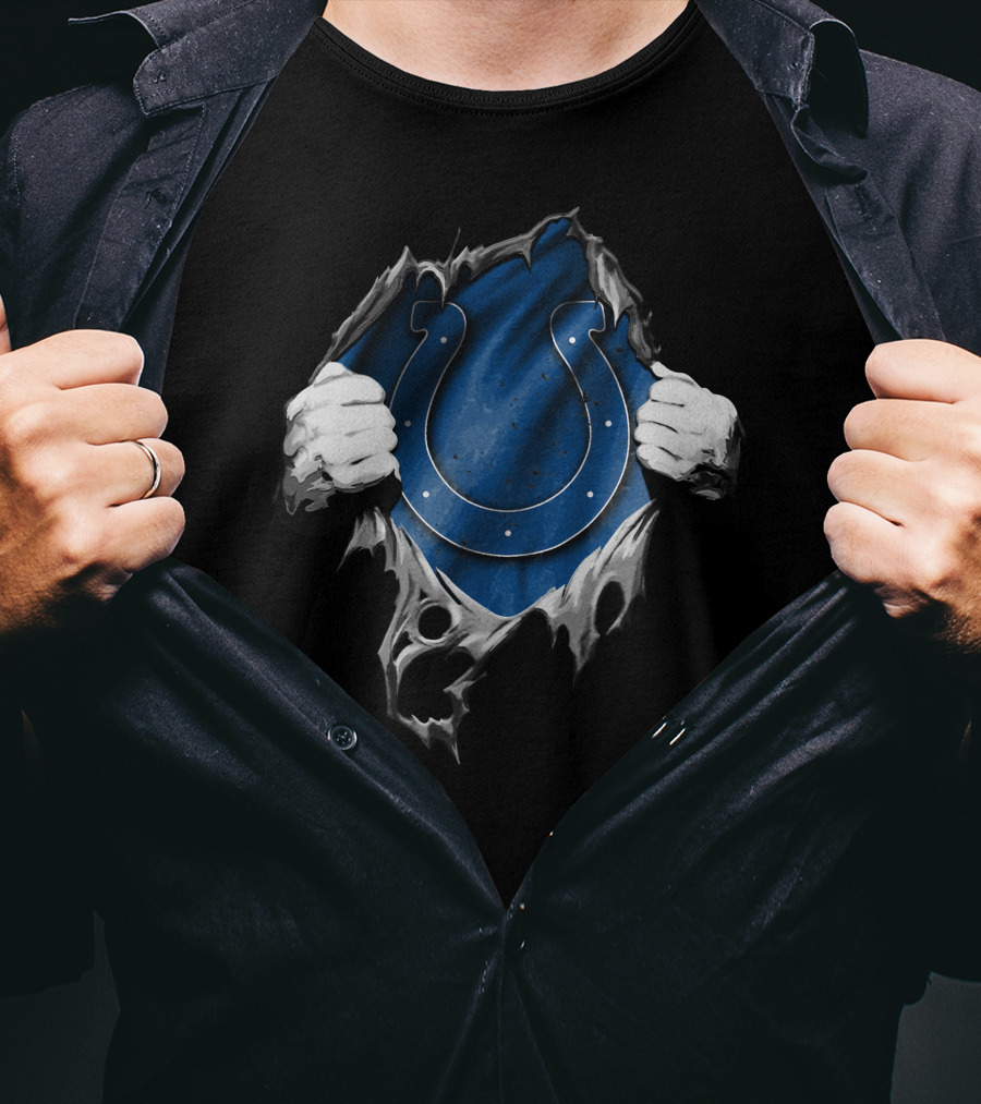 Ripped Indianapolis Colts Peeling T-Shirt