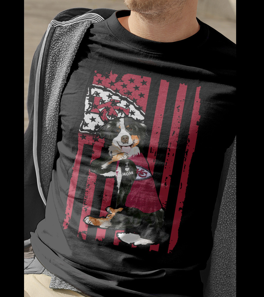 Border Collie I Mom Kansas City Chiefs Fan Flag T-Shirt