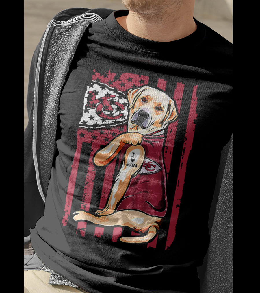 Labrador Retriever I Love Mom Kansas City Chiefs Fan T-Shirt