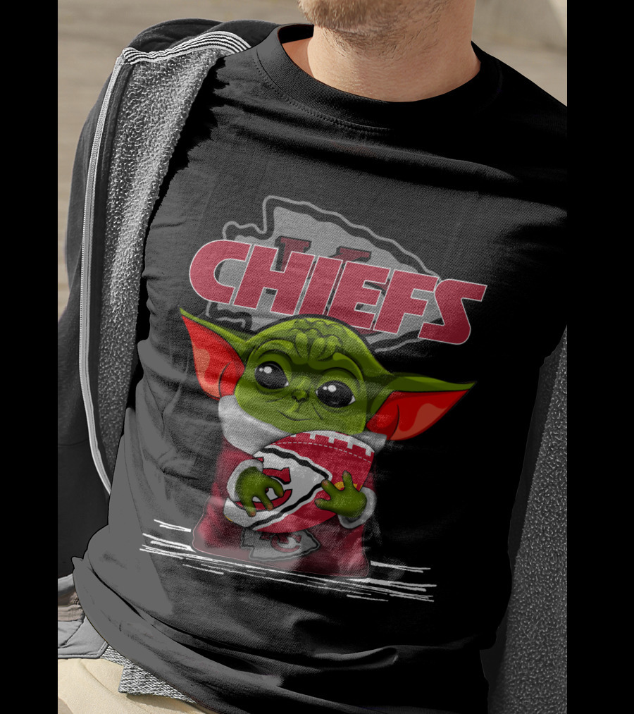 Kansas City Chiefs Yoda Holding Football Chiefs T-Shirt