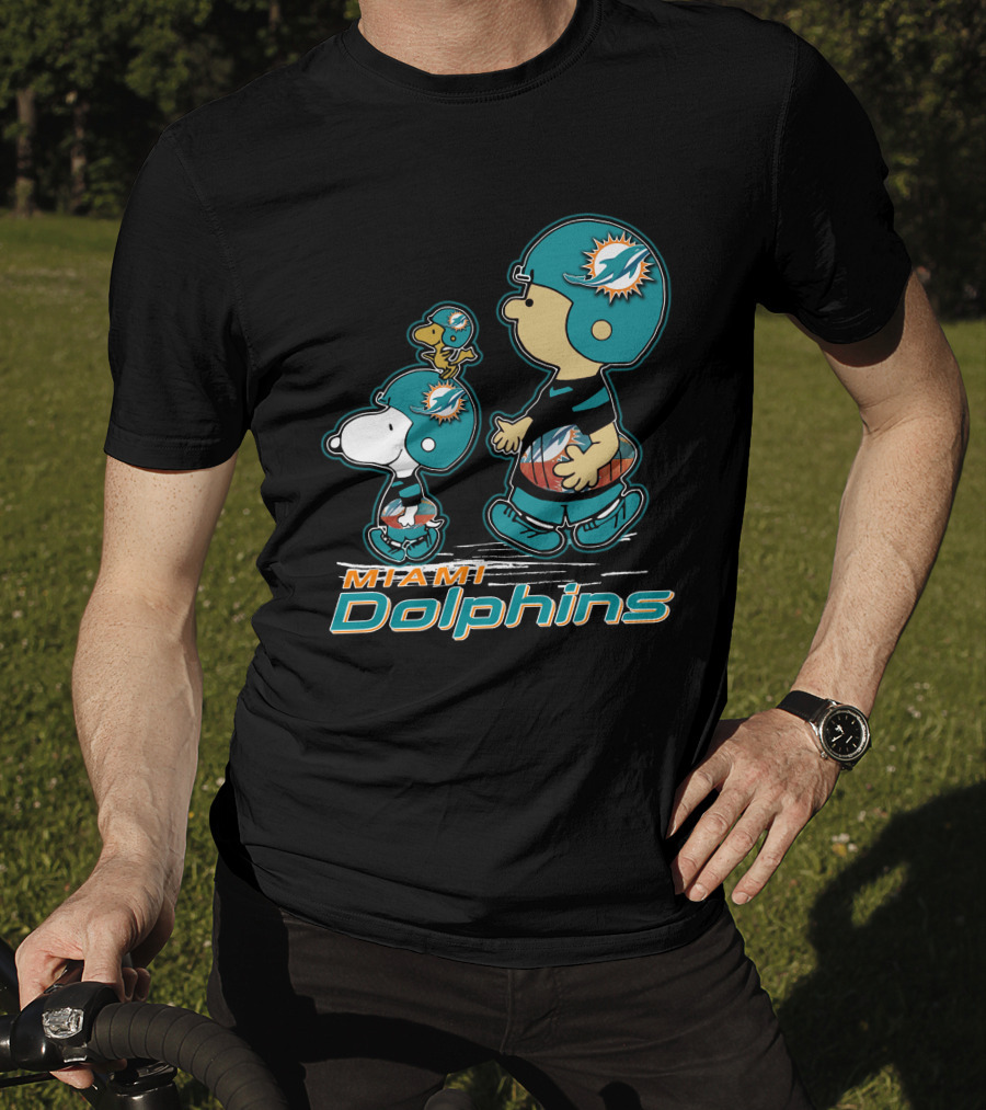 Snpfootball Miami Dolphins Peanuts Characters T-Shirt