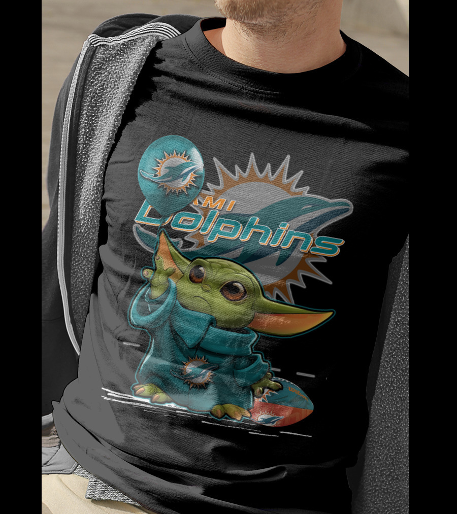 Yoda Holding Miami Dolphins Football And Balloon T-Shirt