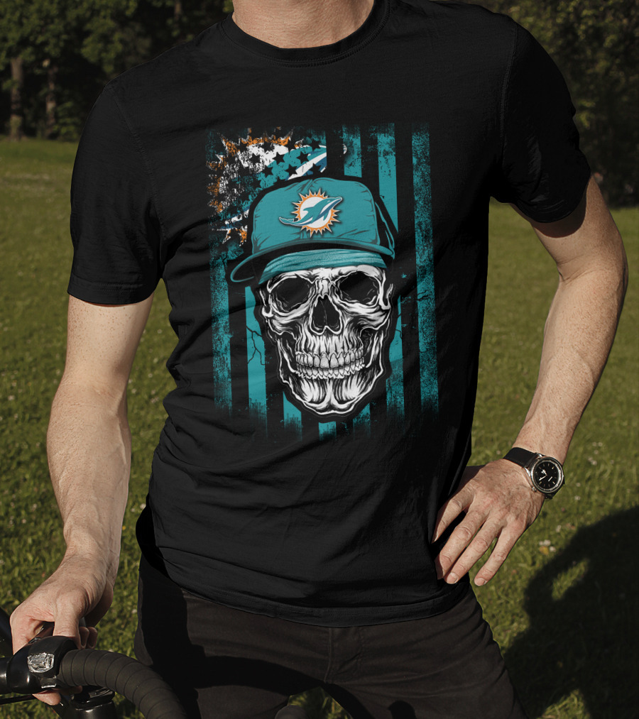 Miami Dolphins Skull Hat Fan T-Shirt