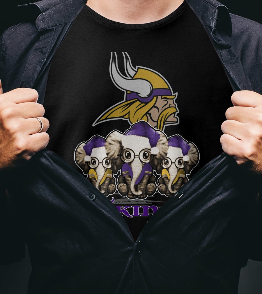 Elephan Xmas Minnesota Vikings Santa Hat Football T-Shirt
