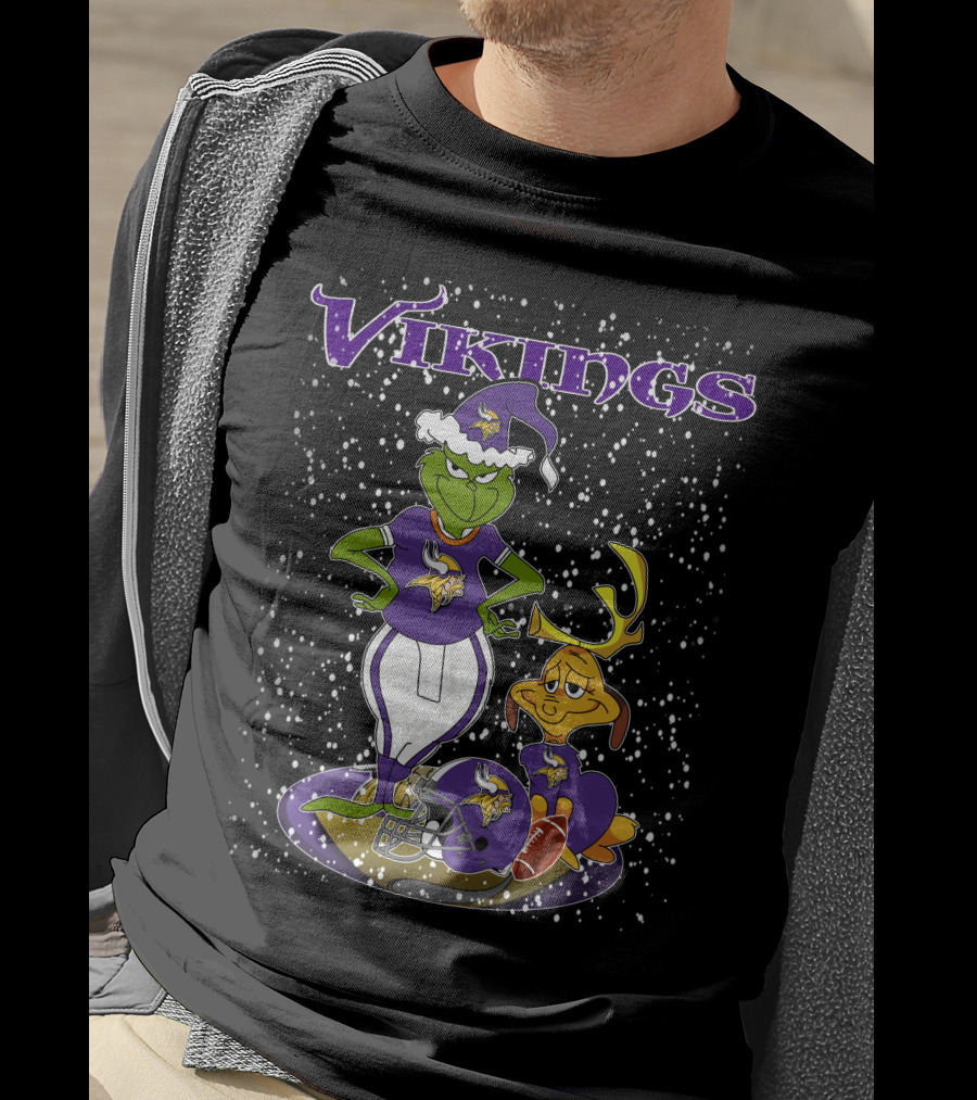 Grinchxmas Minnesota Vikings Football Holiday Scene T-Shirt