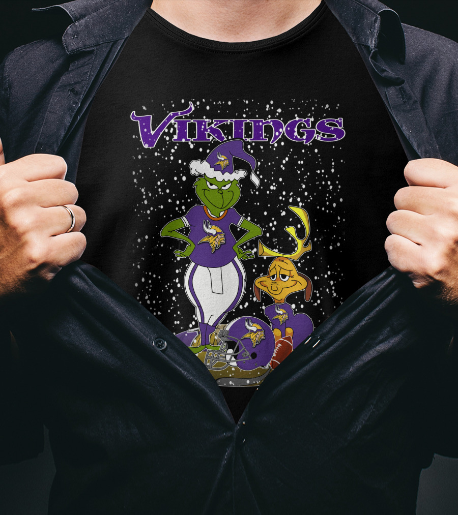 Grinchxmas Minnesota Vikings Football Holiday Scene T-Shirt