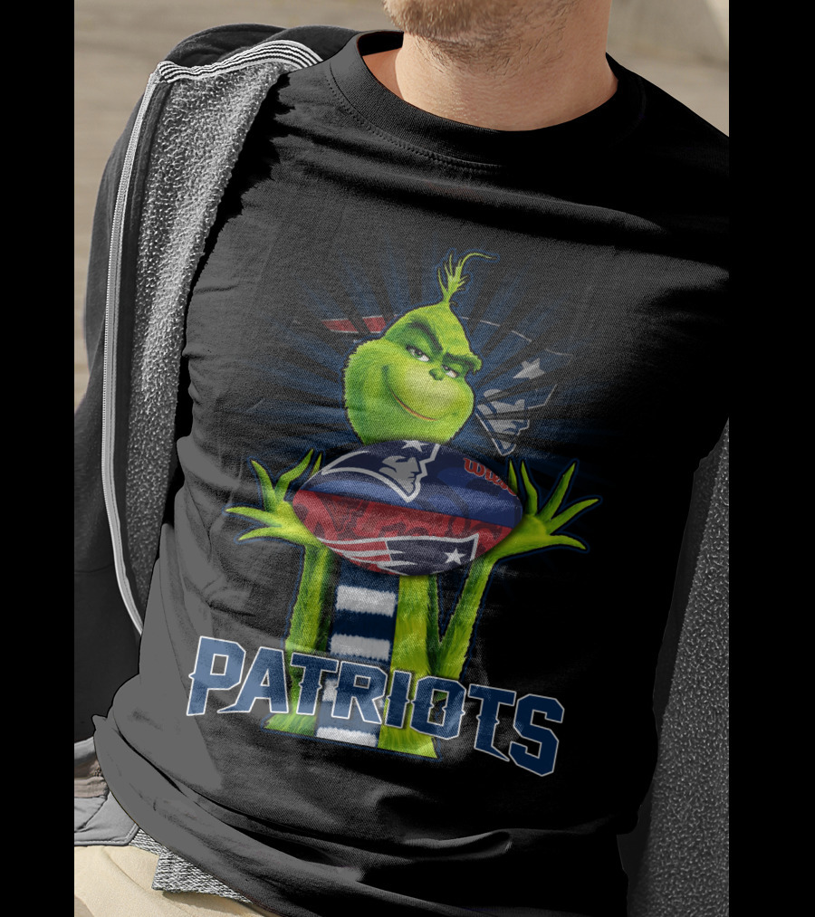 Grinch Patriots Football New England Christmas T-Shirt