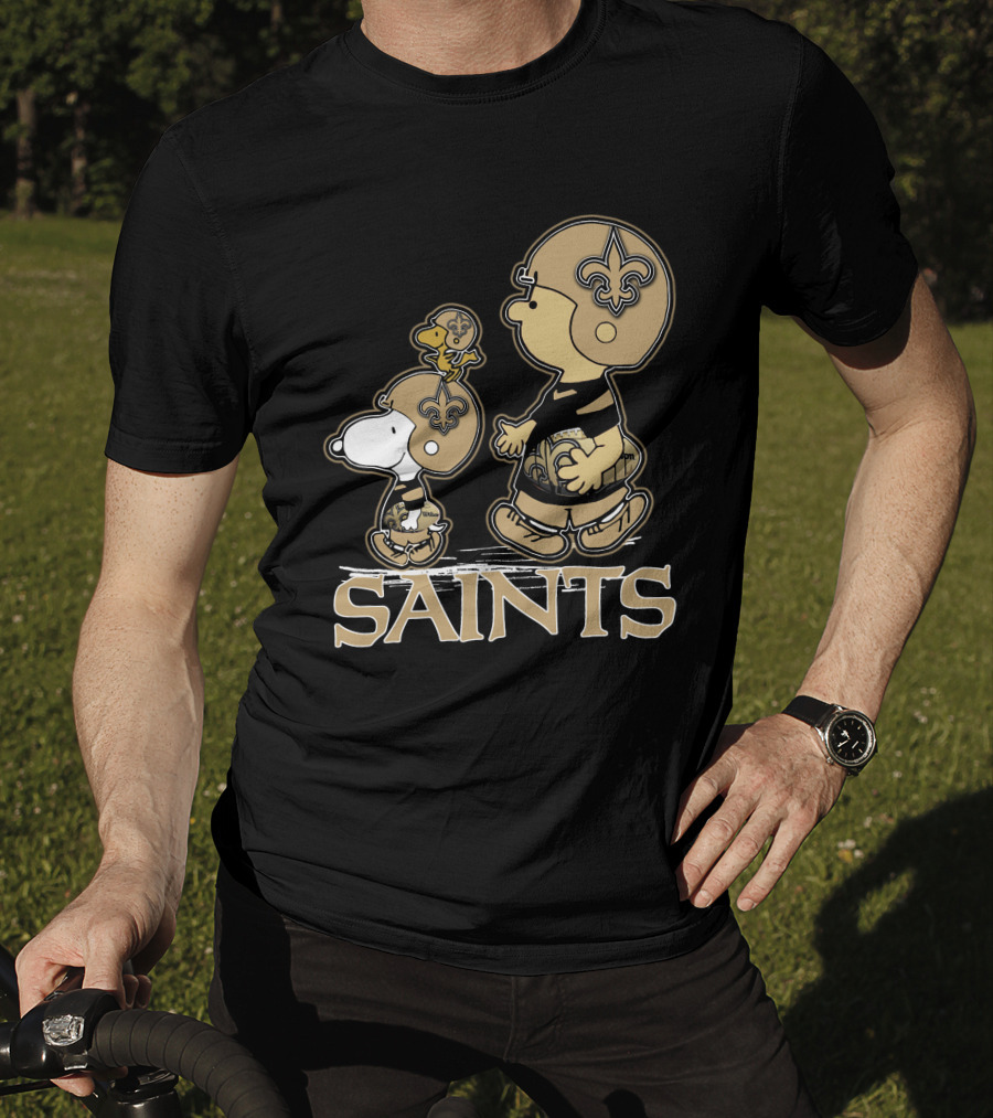Snpfootball New Orleans Saints Peanuts Snoopy Woodstock Football Helmets T-Shirt