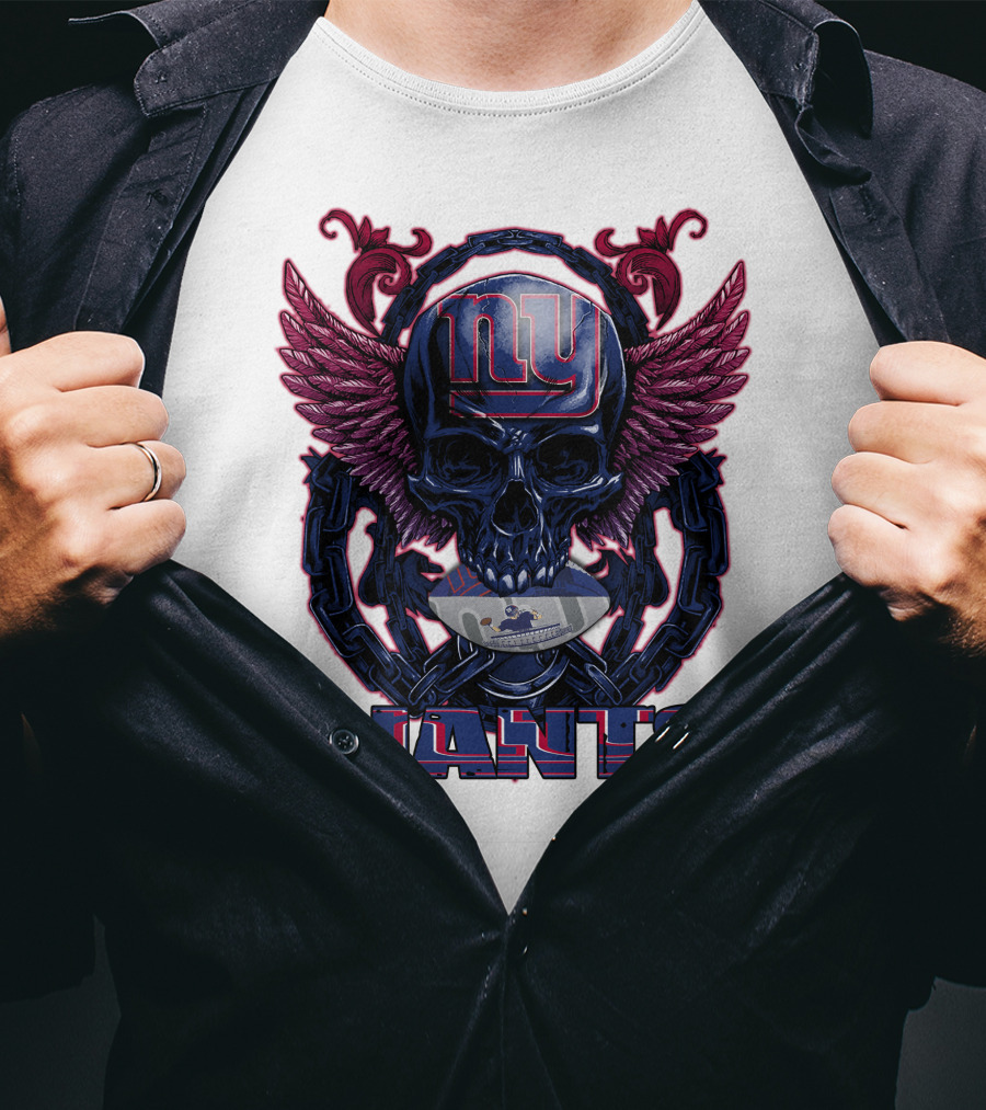 Skullfb New York Giants Winged Skull Design With Football Helmet And Chains T-Shirt