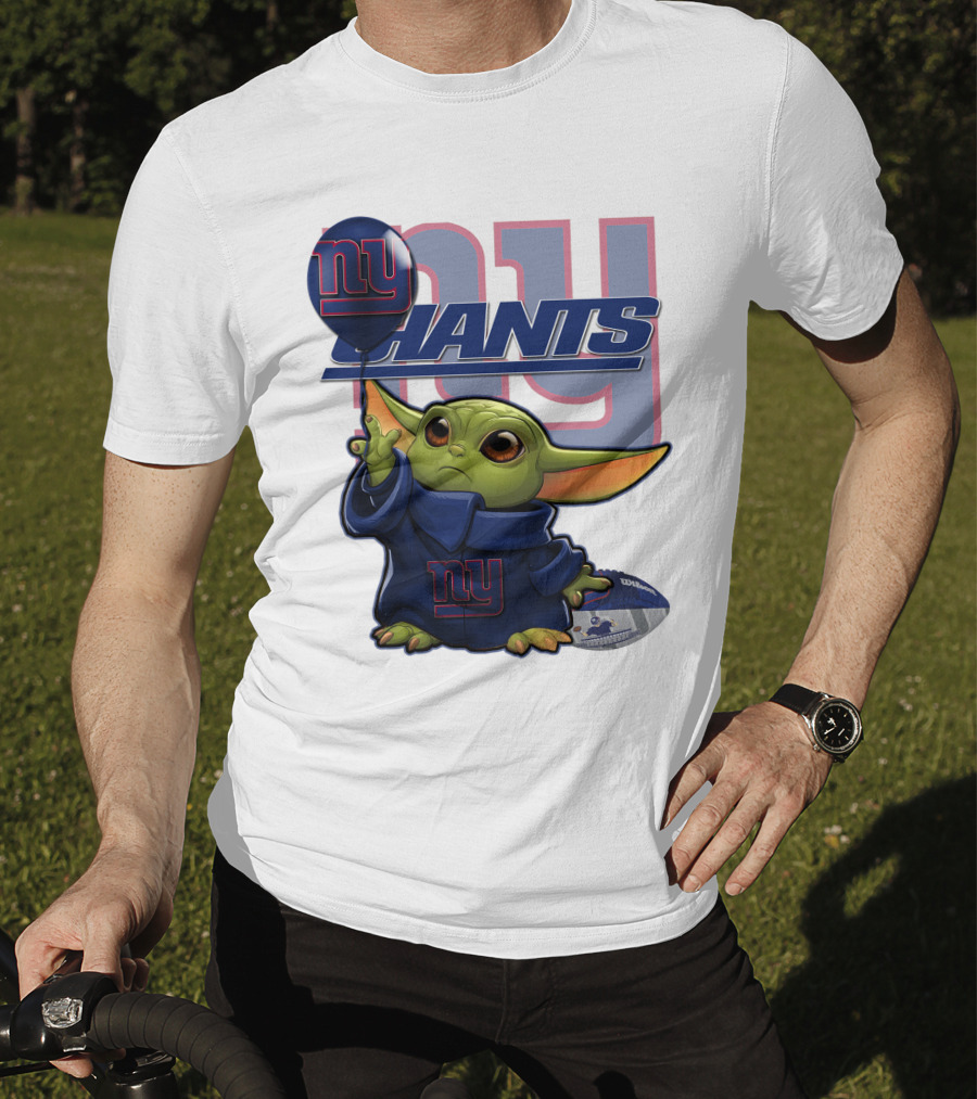 Yoda Giants Football Balloon Power Play T-Shirt