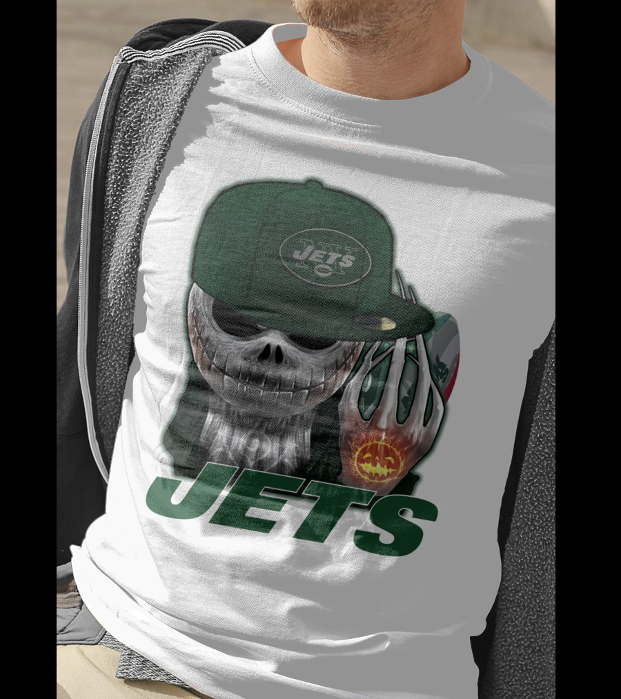 Jets Jackskull Halloween Football Fanatic T-Shirt
