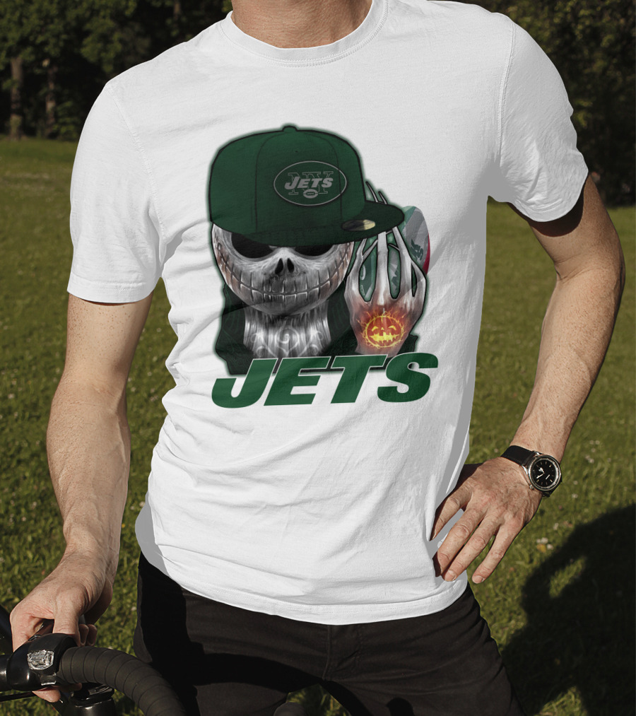 Jets Jackskull Halloween Football Fanatic T-Shirt
