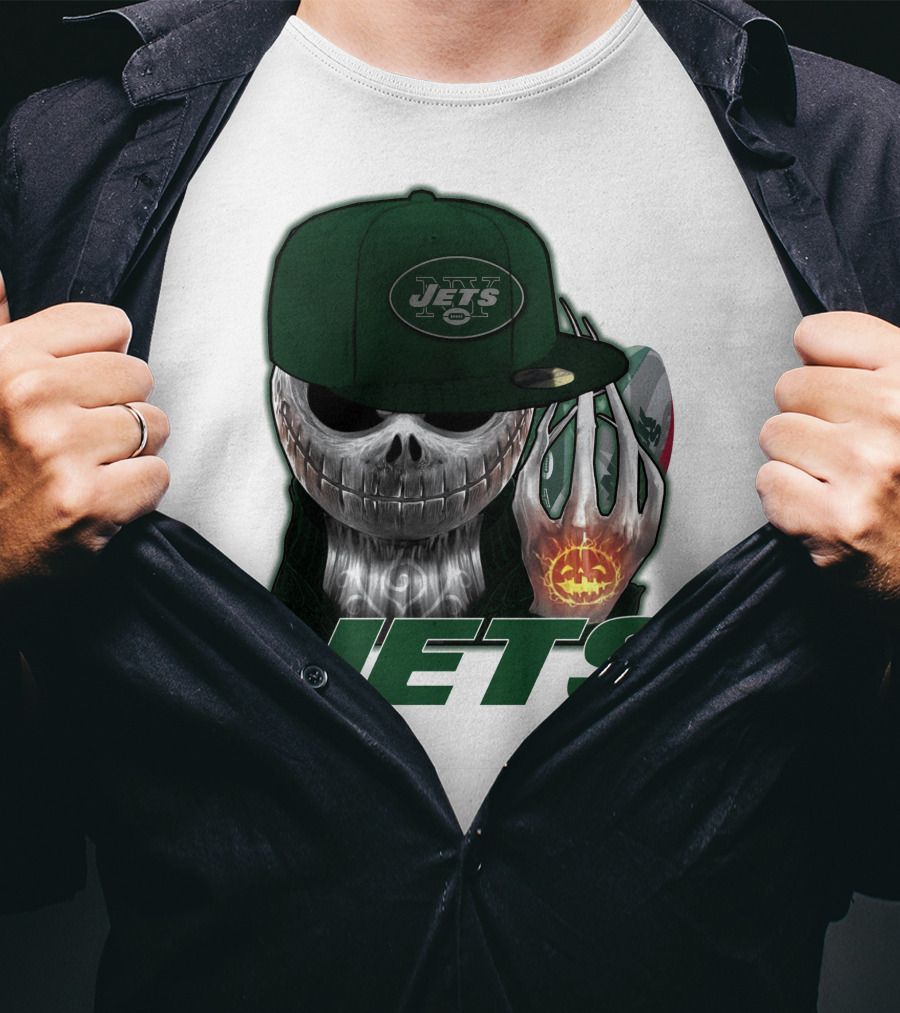 Jets Jackskull Halloween Football Fanatic T-Shirt