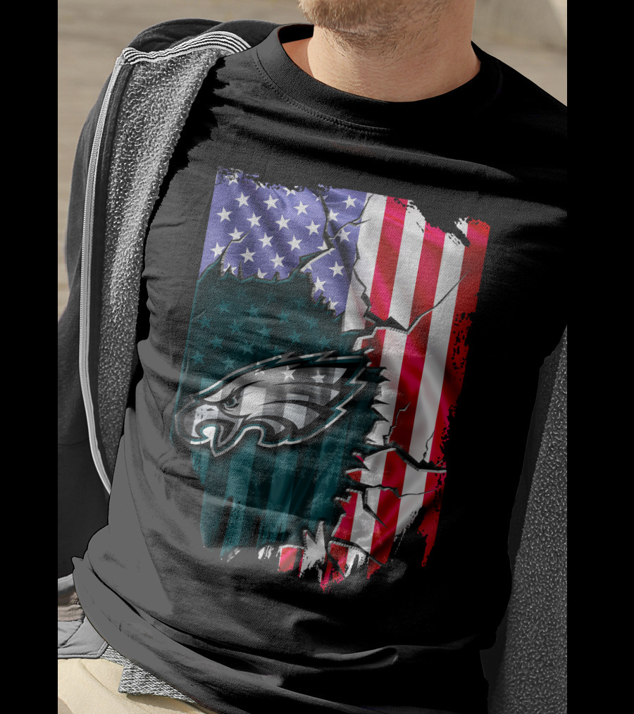Philadelphia Eagles American Flag Ripped T-Shirt