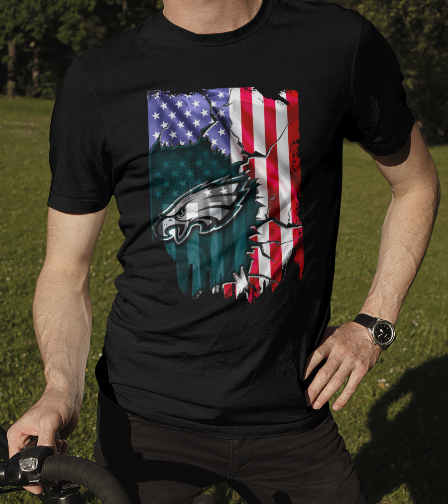 Philadelphia Eagles American Flag Ripped T-Shirt