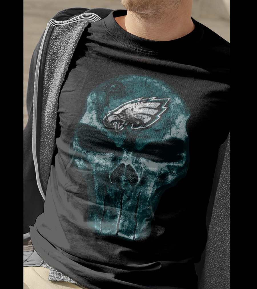 Skull V4 Philadelphia Eagles Emblem T-Shirt