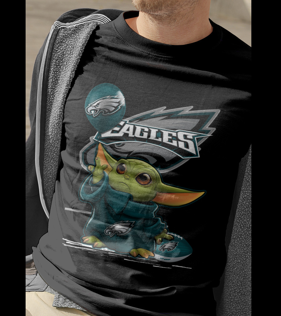 Philadelphia Eagles Yoda Football Balloon T-Shirt