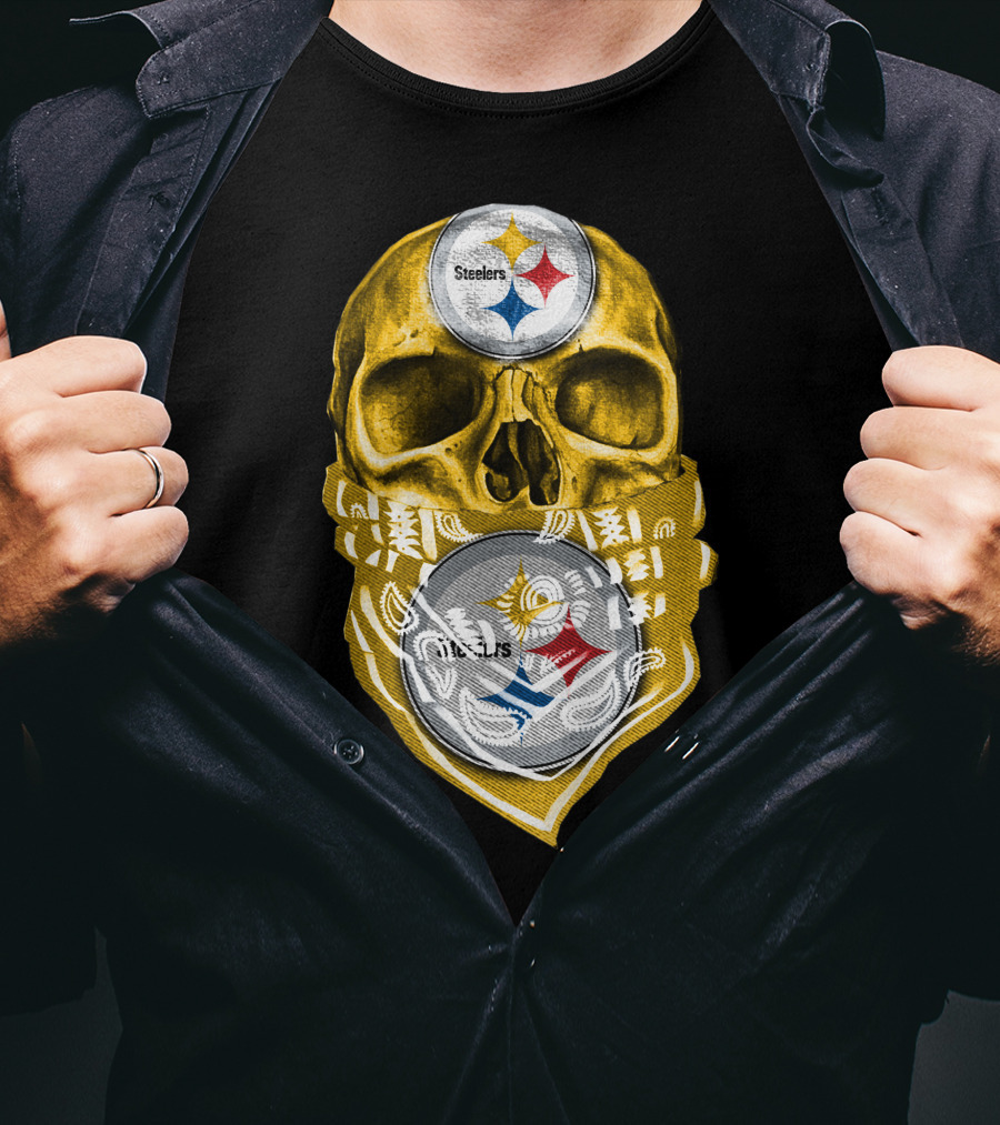 Skull V5 Steelers Bandana Logo Football Fan Gear T-Shirt