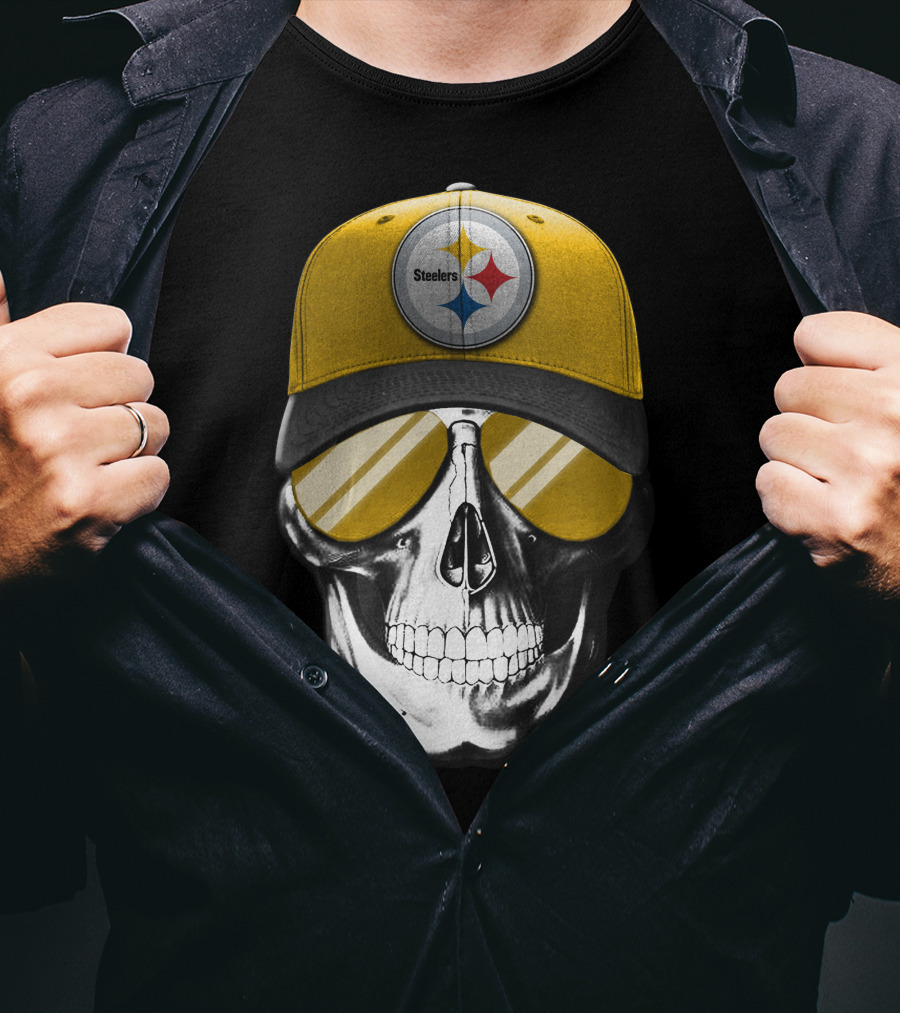 Skull V7 Pittsburgh Steelers Yellow Cap And Sunglasses T-Shirt