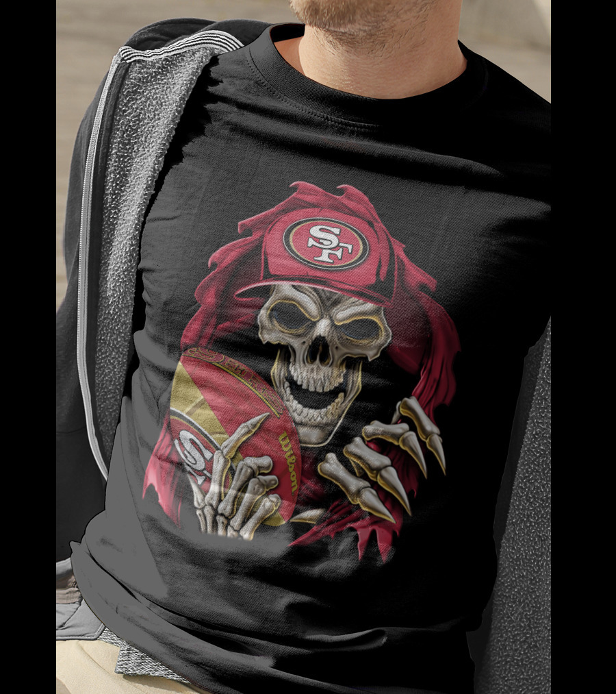 San Francisco 49ers Skull Holding Football With SF Cap T-Shirt