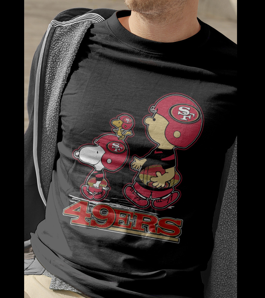 Snpfootball San Francisco 49ers Sf Helmet Peanuts Characters T-Shirt