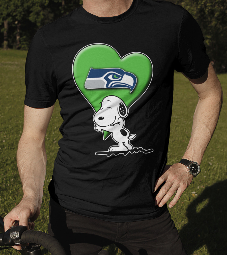 Snoopy Heart Seattle Seahawks Fan T-Shirt