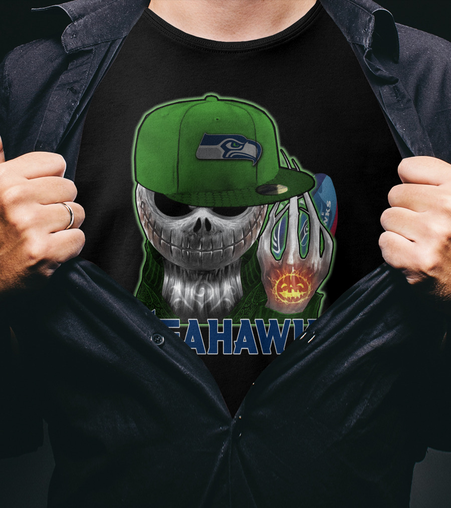 Jackskull In Green Cap Holding Pumpkin Seattle Seahawks T-Shirt