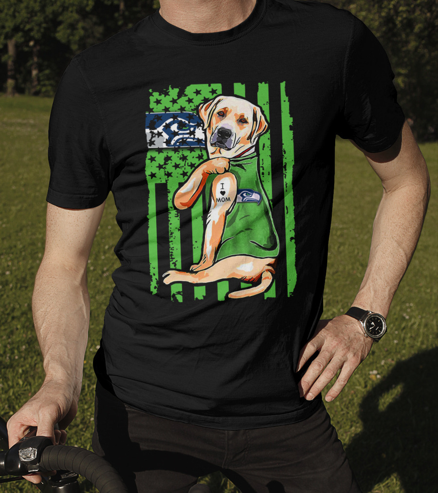 Labrador Retriever Seattle Seahawks Flag I Love Mom Tattoo T-Shirt