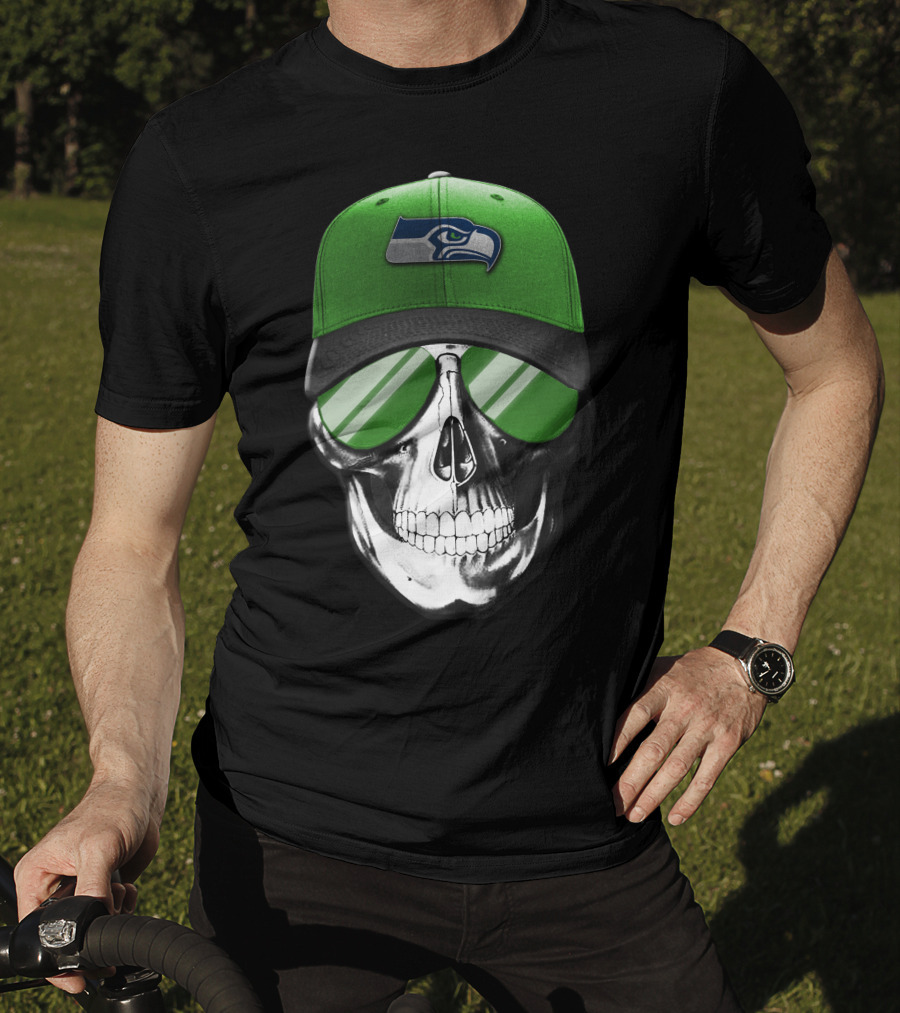 Skull V7 Seattle Seahawks Green Hat And Sunglasses T-Shirt