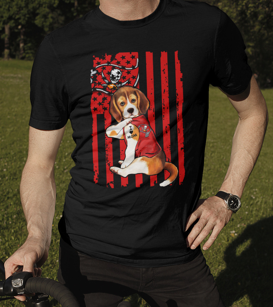 Beagle Puppy Tampa Bay Buccaneers I Love Mom Tattoo Patriotic Flag T-Shirt