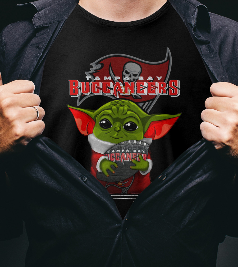 Tampa Bay Buccaneers Yoda Football Fan T-Shirt